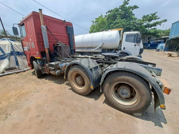 Camião Trator 6X4 DAF XF 480 · Viana