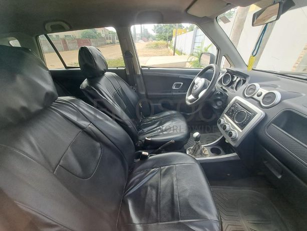 Veículo Zxauto C3 · Viana