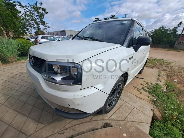 Veículo Zxauto C3 · Viana