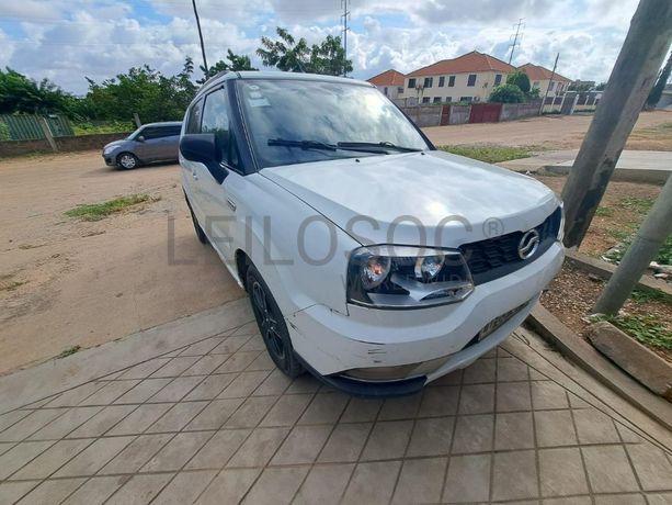 Veículo Zxauto C3 · Viana