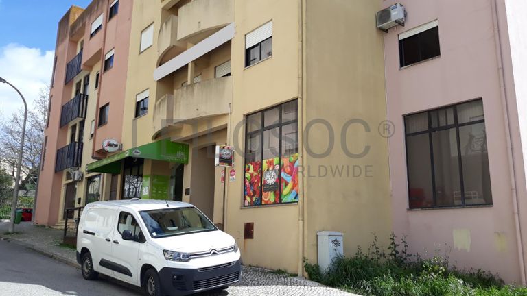 Loja · Torres Novas