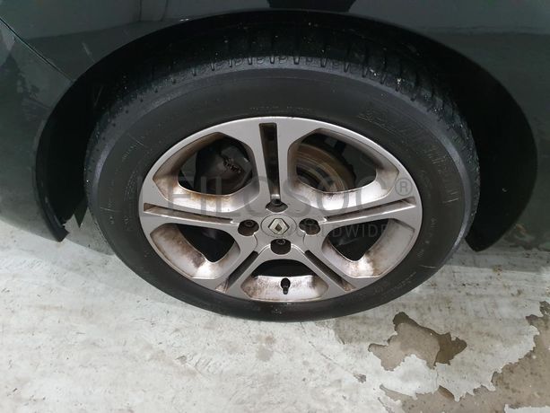 Renault Clio 1.5 DCI · Ano 2014