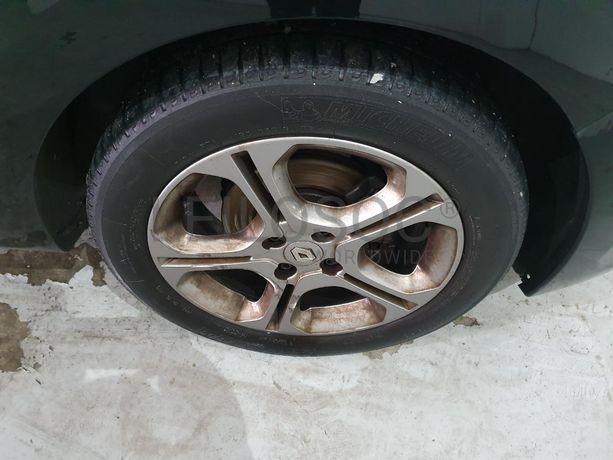 Renault Clio 1.5 DCI · Ano 2014