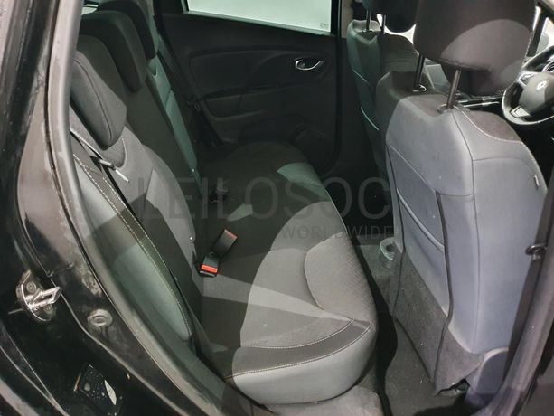 Renault Clio 1.5 DCI · Ano 2014