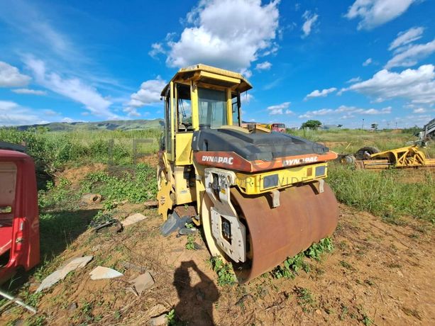 Cilindro Dinapac CC222HF · Samba Caju