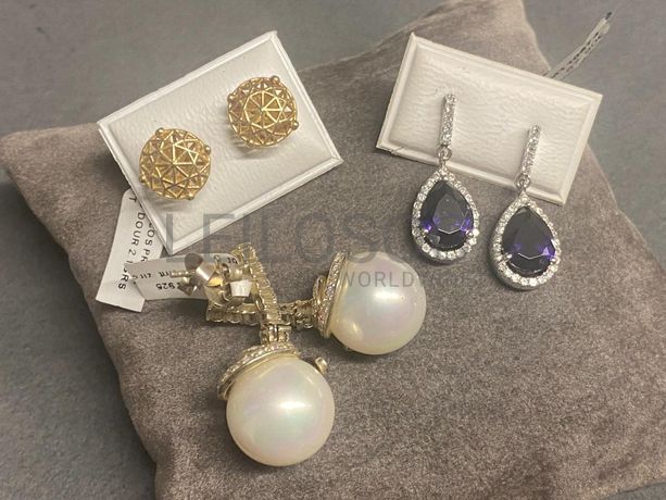 Brincos em prata e outros materiais