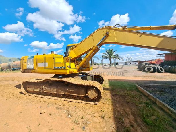 Escavadora de rastos Komatsu PC220 -7 · Samba Caju