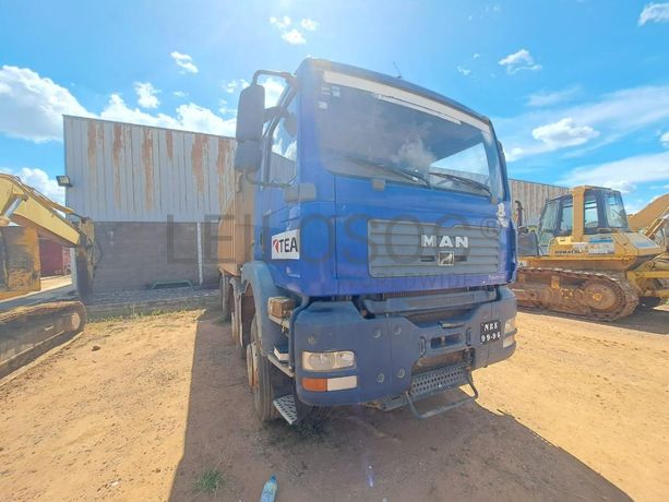Camião basculante MAN TGA 41400 · Samba Caju