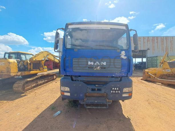 Camião basculante MAN TGA 41400 · Samba Caju