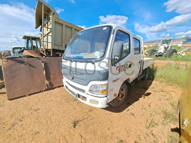 Veículo basculante FOTON Alimark  · Samba Caju