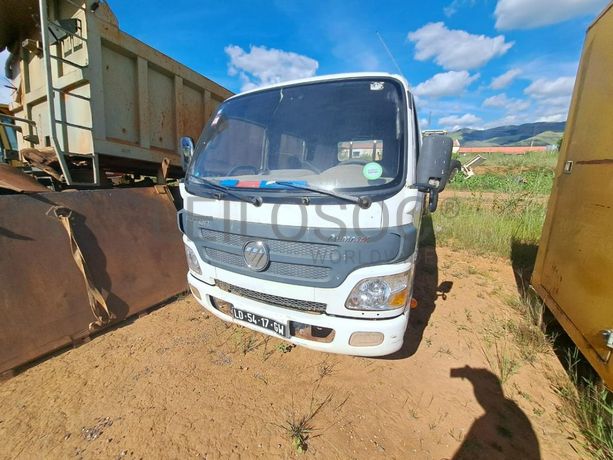 Veículo basculante FOTON Alimark  · Samba Caju