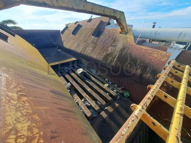 Britadeira móvel Tesad RK1012T· Samba Caju