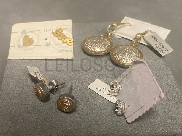 Brincos em prata e outros materiais