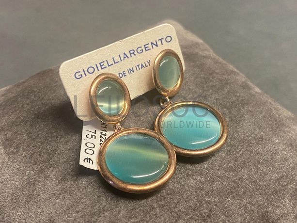 Brincos em prata e outros materiais