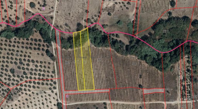 Terrenos · Cuba, Beja