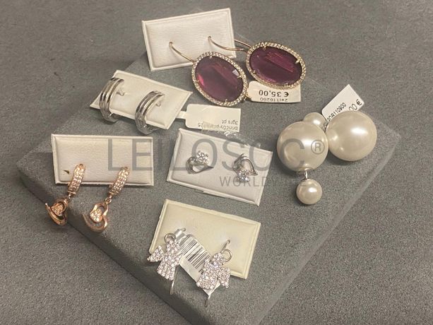 Brincos em prata e outros materiais