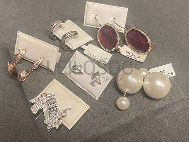 Brincos em prata e outros materiais