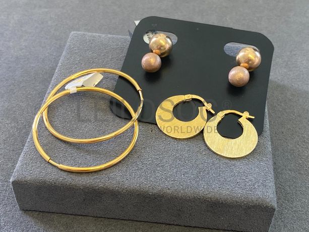 Brincos em prata e outros materiais