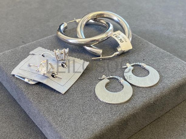 Brincos em prata e outros materiais