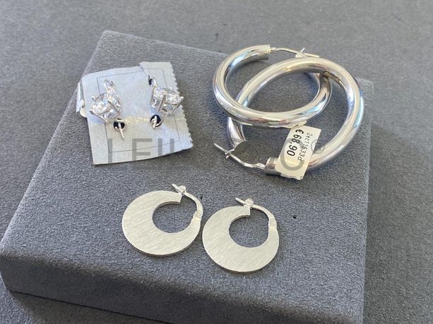 Brincos em prata e outros materiais