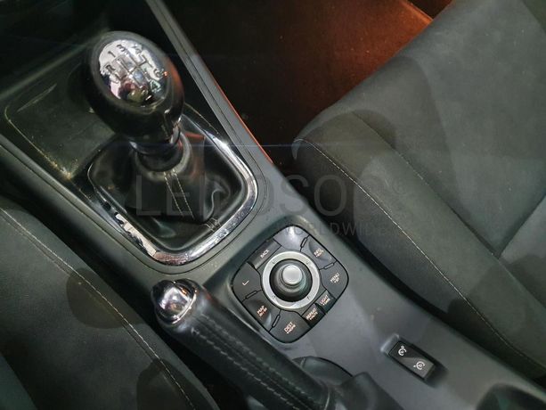 Renault Mégane 1.5 DCI · Ano 2012