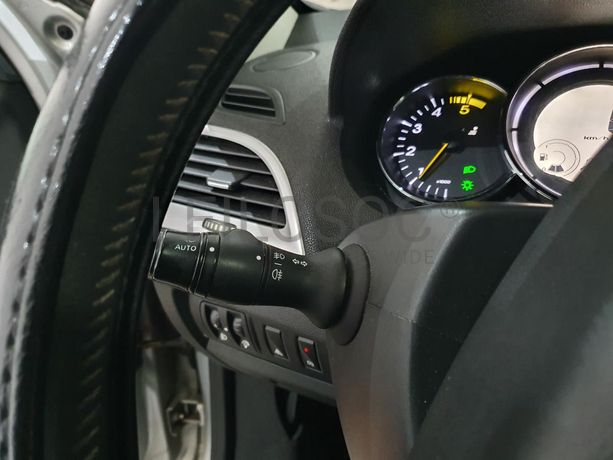 Renault Mégane 1.5 DCI · Ano 2012