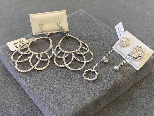 Brincos em prata e outros materiais