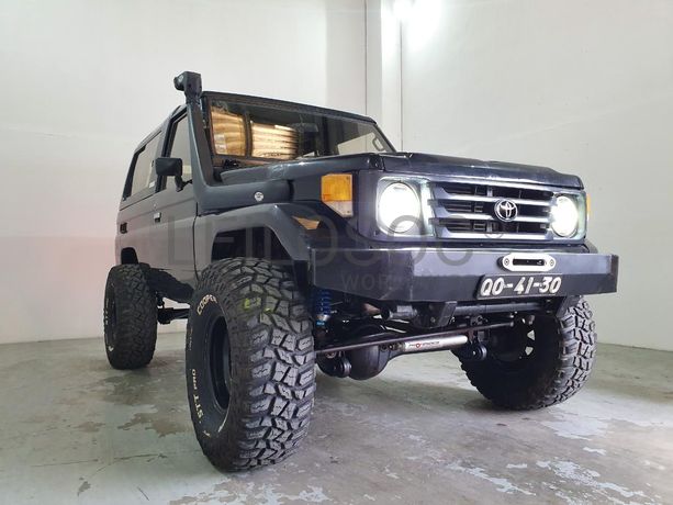 Toyota Land Cruiser 250 · Ano 1988