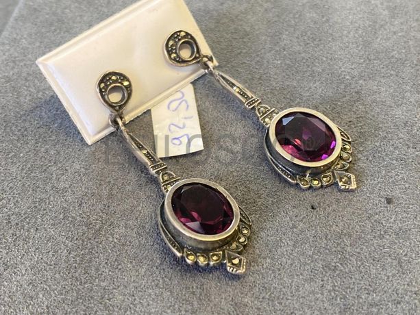 Brincos em prata e outros materiais