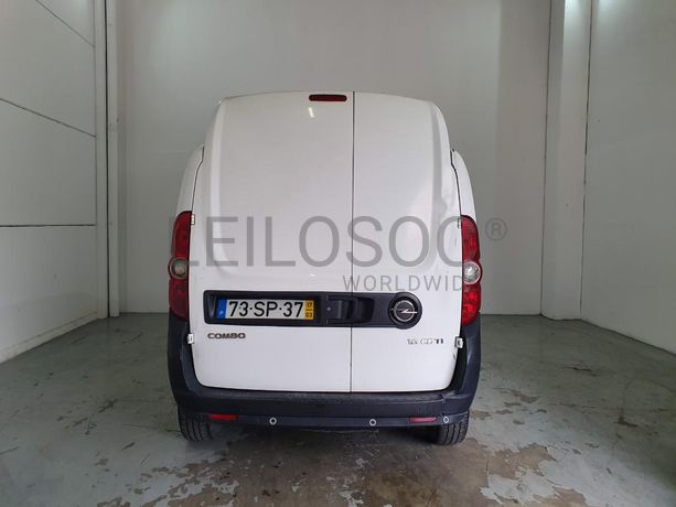 Opel Combo 1.6 CDTI · Ano 2017