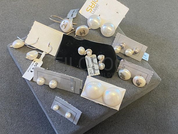 Brincos em prata e outros materiais