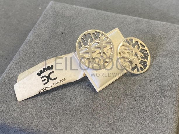 Brincos em prata e outros materiais