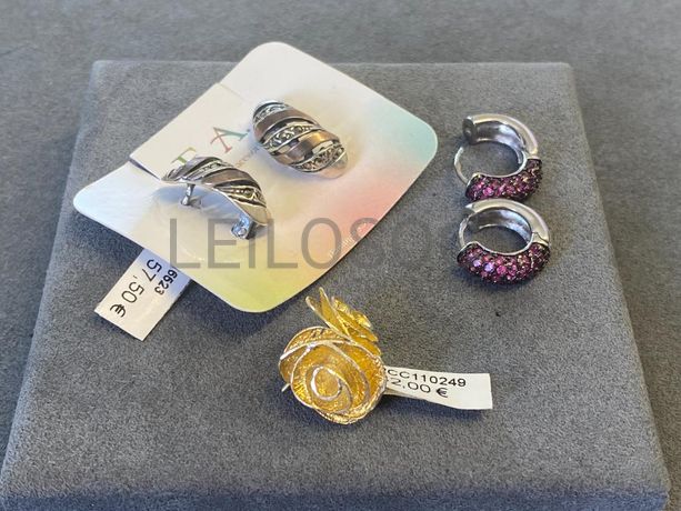 Brincos em prata e outros materiais