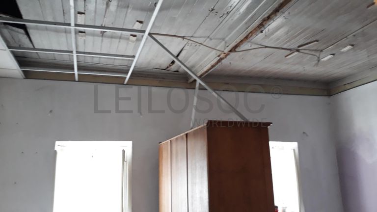 Moradia V3 com Logradouro· Rio Maior