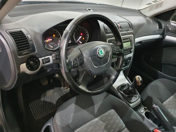 Skoda Octavia 1.6 TDI · Ano 2013