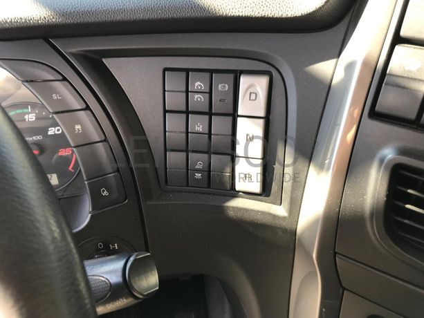 Iveco Stralis XP460 · Ano 2015