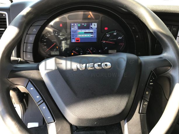 Iveco Stralis XP460 · Ano 2015