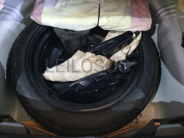 Toyota Yaris 1.0 · Ano 2017