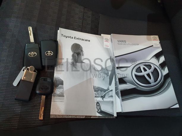 Toyota Yaris 1.0 · Ano 2017