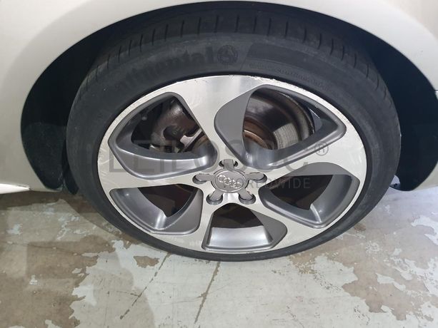 Audi A4 2.0TDI · Ano 2013