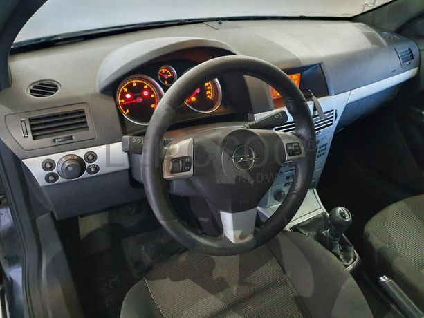 Opel Astra 1.3CDTI · Ano 2008