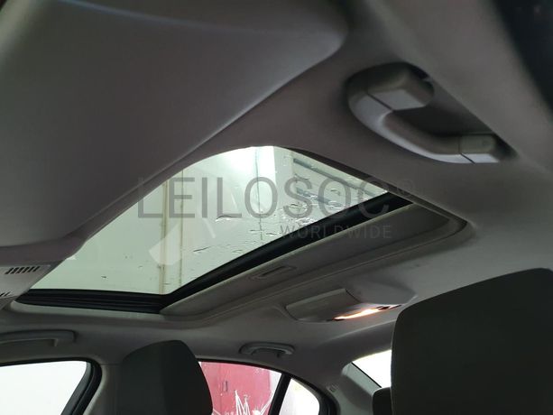 BMW 320D · Ano 2008