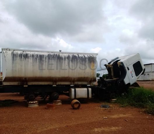 Peças e componentes - Volvo FM 400 - M'Banza Congo · Samba Caju