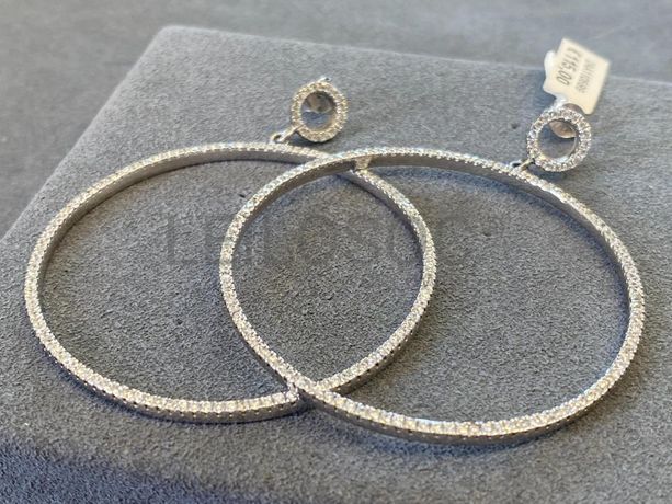 Brincos em prata e outros materiais