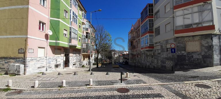 Apartamento T2 · Sintra