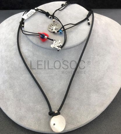 Colar + Pulseiras em prata e outros materiais