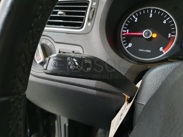 Volkswagen Polo 1.2 TDI · Ano 2012