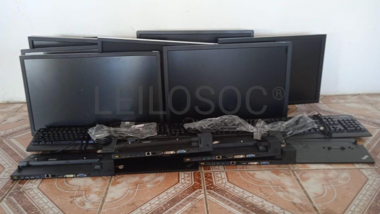 Material Informático ·