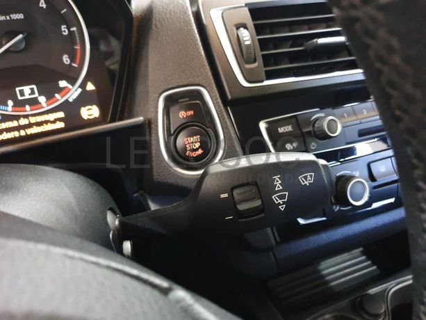 BMW 116D · Ano 2015