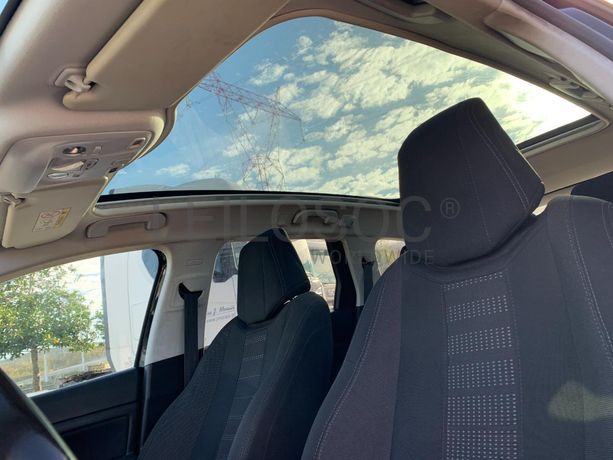 Peugeot 308 1.6 BlueHDI · Ano 2015